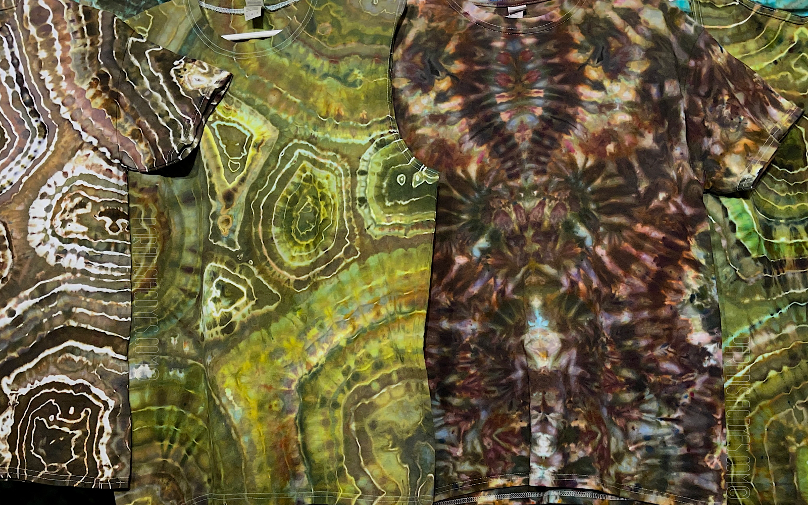 Earthy & Neutral Colors