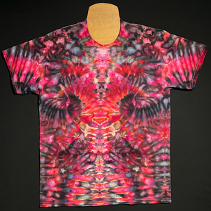 Black & Red Psychedelic Mindscape T-Shirt