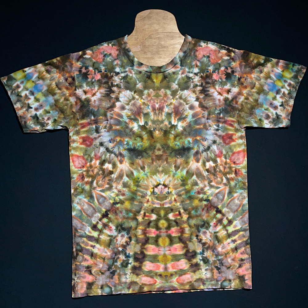 Size Large Psychedelic Camoscape T-Shirt