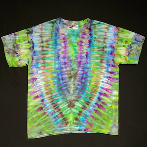 Youth Large Psychedelic Symmetry T-Shirt