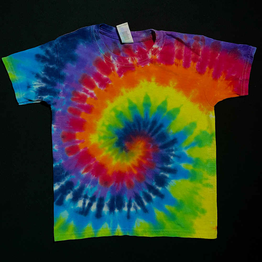 Ready to Ship* Shades of Blue Spiral Tie-Dye T-shirt – Shop Iowa