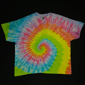 Retro Rainbow Spiral Tie Dye T-Shirt