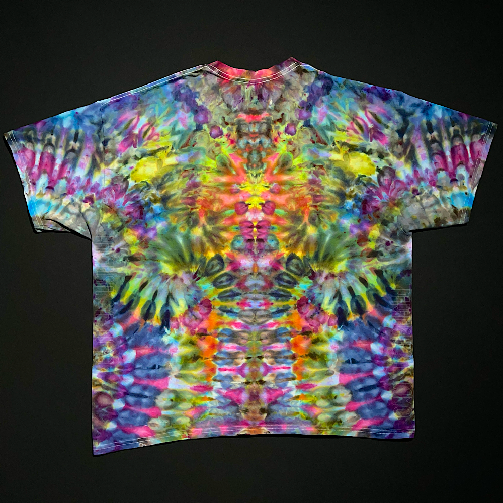 Size 2XL Rainbow Psychedelic Mindscape T-Shirt