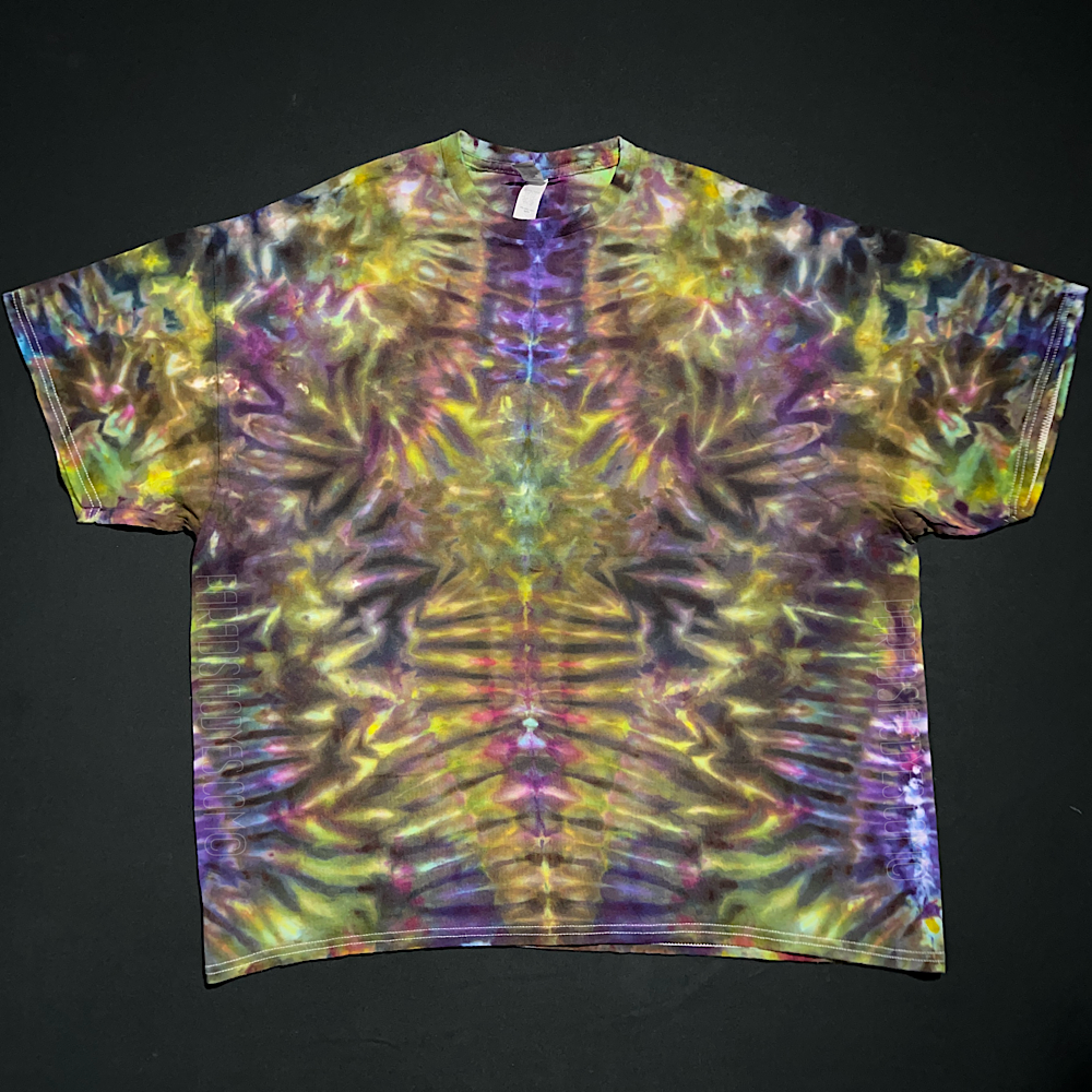 Size 2XL Hippieween Mindscape T-Shirt