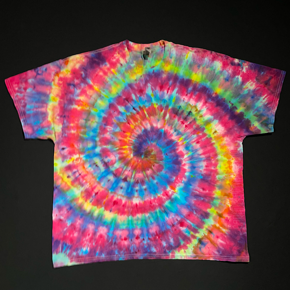 Size 2XL Confetti Rainbow Spiral T-Shirt