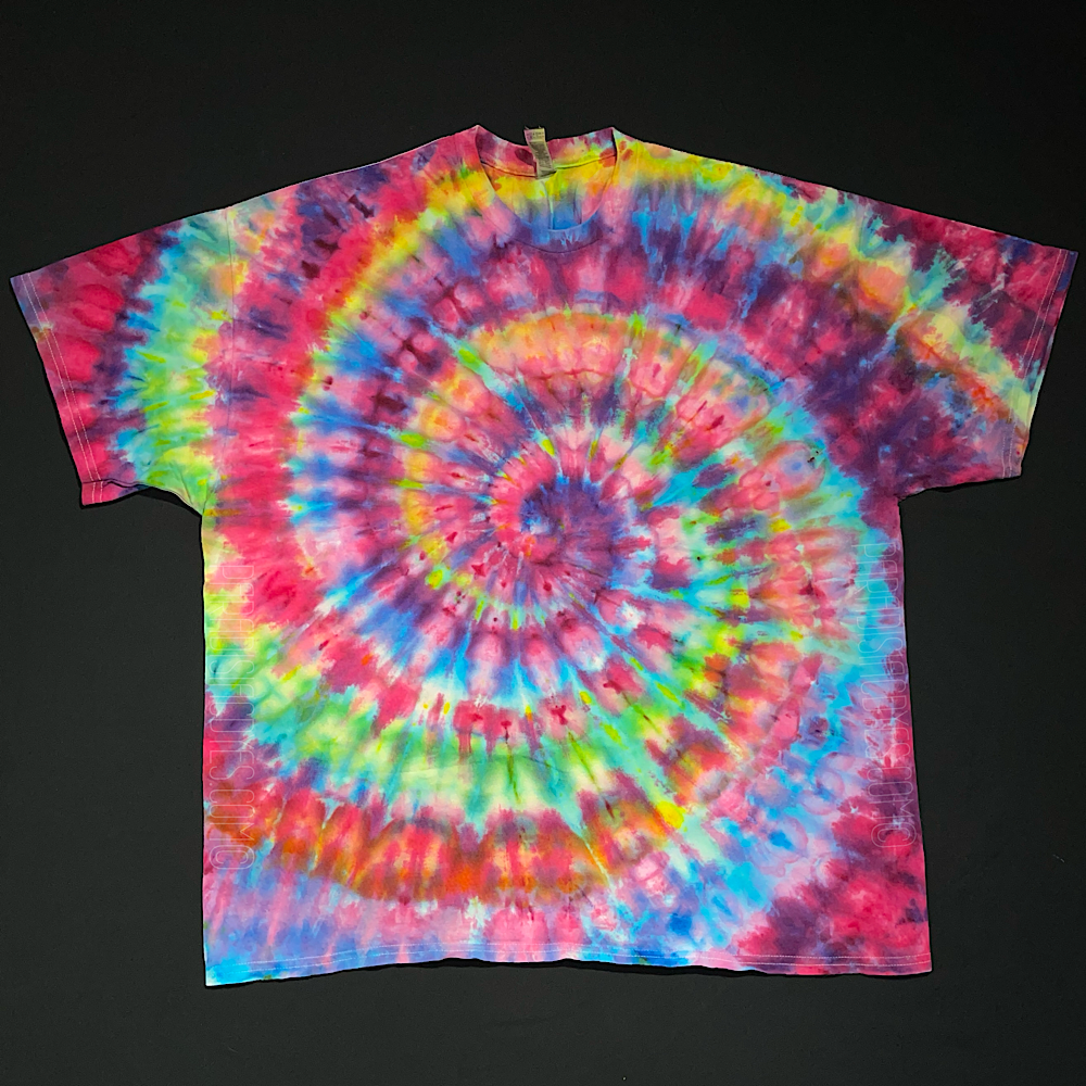 Size 2XL Confetti Rainbow Spiral T-Shirt