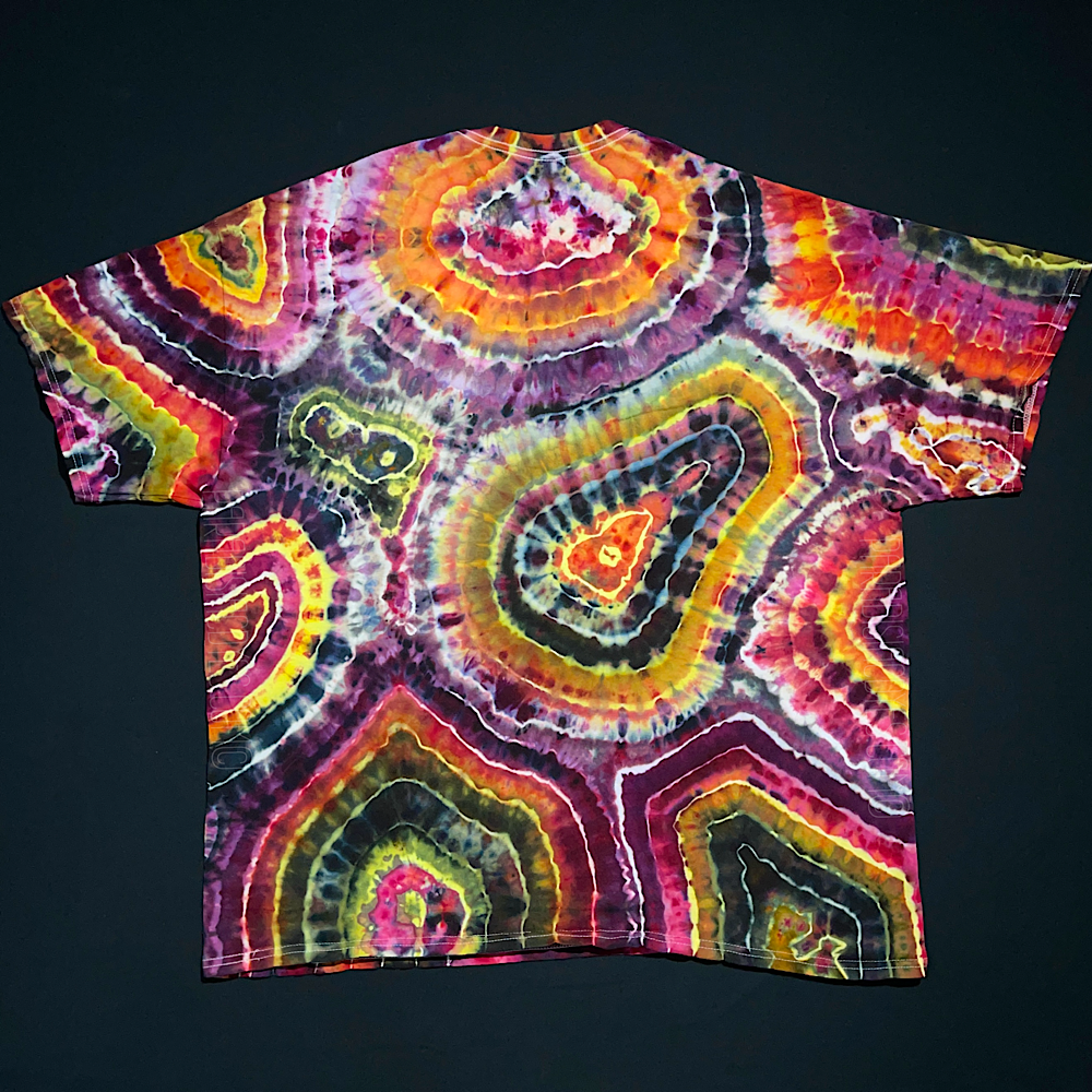 Size 2XL Lavastone Geode T-Shirt