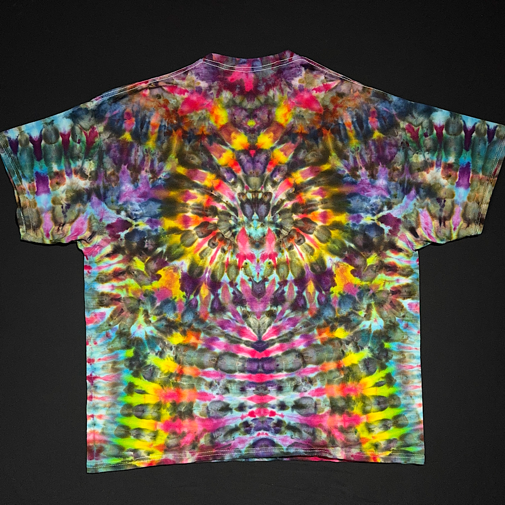 Size 2XL Psychedelic Mindscape T-Shirt
