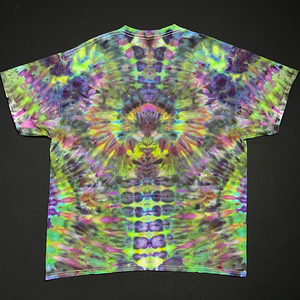 Size XL Hippieween Mindscape T-Shirt