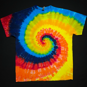 Size XL Rainbow Spiral T-Shirt