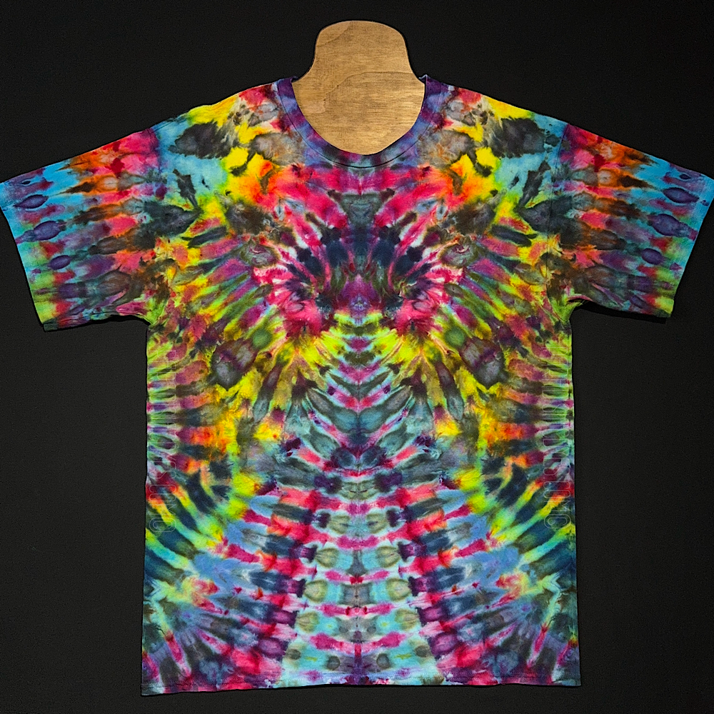 Size XL Rainbow Psychedelic Mindscape T-Shirt