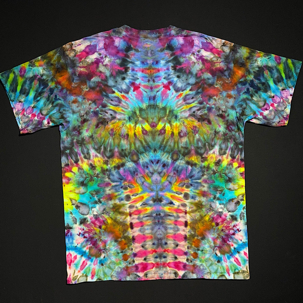 Size XL Psychedelic Mindscape T-Shirt