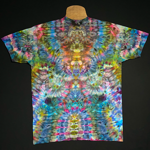 Size XL Psychedelic Mindscape V-Neck Tee
