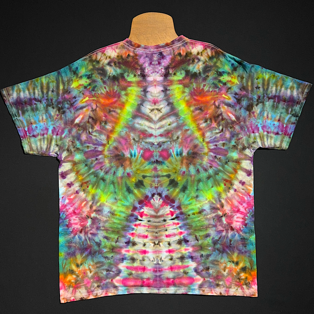 Size XL Rainbow Psychedelic Mindscape T-Shirt