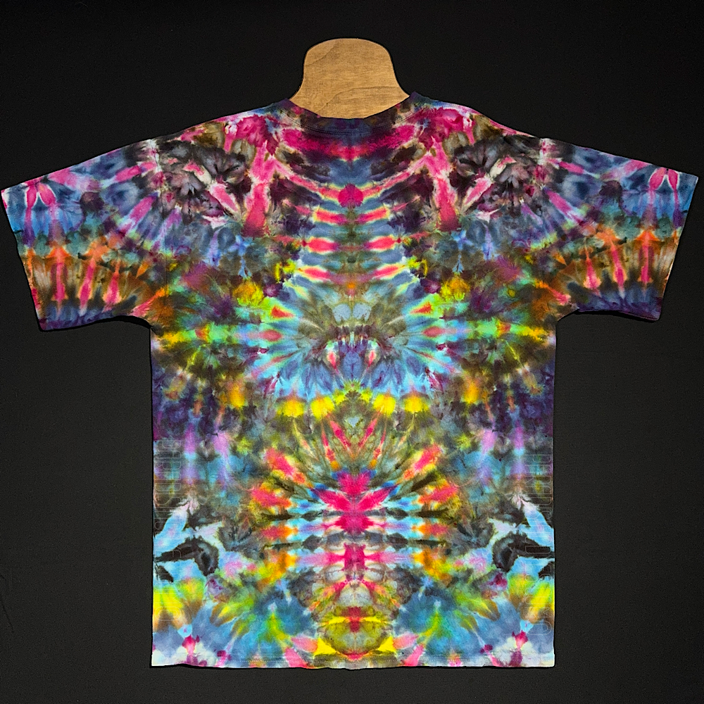 Size XL Psychedelic Mindscape T-Shirt