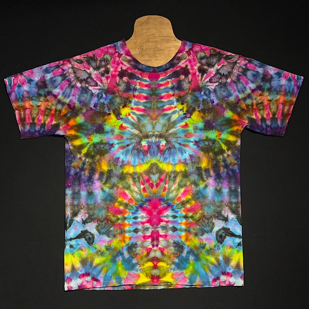 Size XL Psychedelic Mindscape T-Shirt