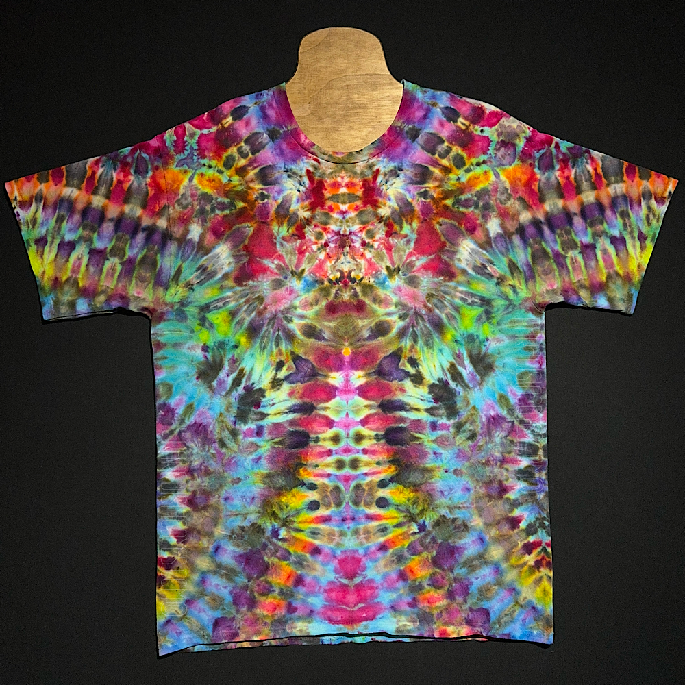 Size XL Psychedelic Mindscape T-Shirt
