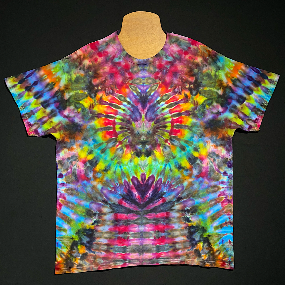 Size XL Rainbow Psychedelic Mindscape T-Shirt