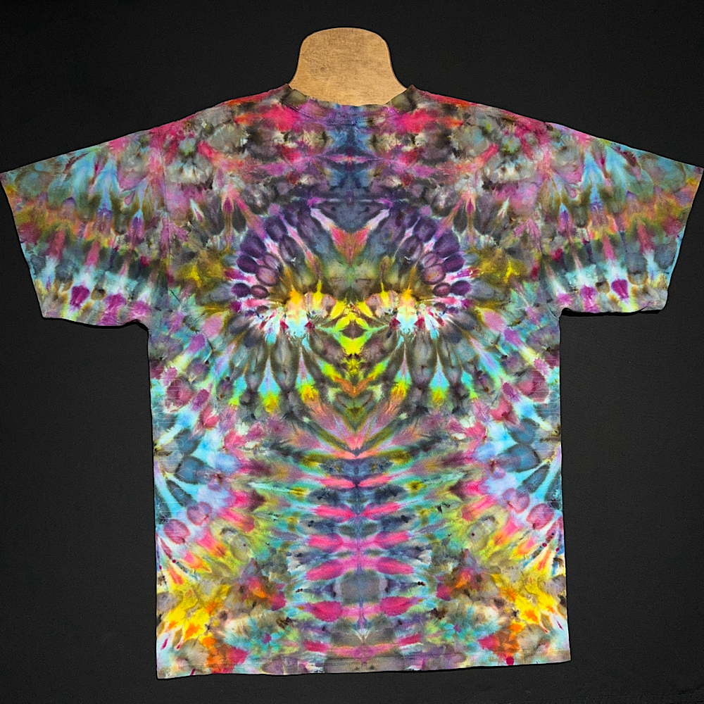 Size XL Psychedelic Mindscape T-Shirt