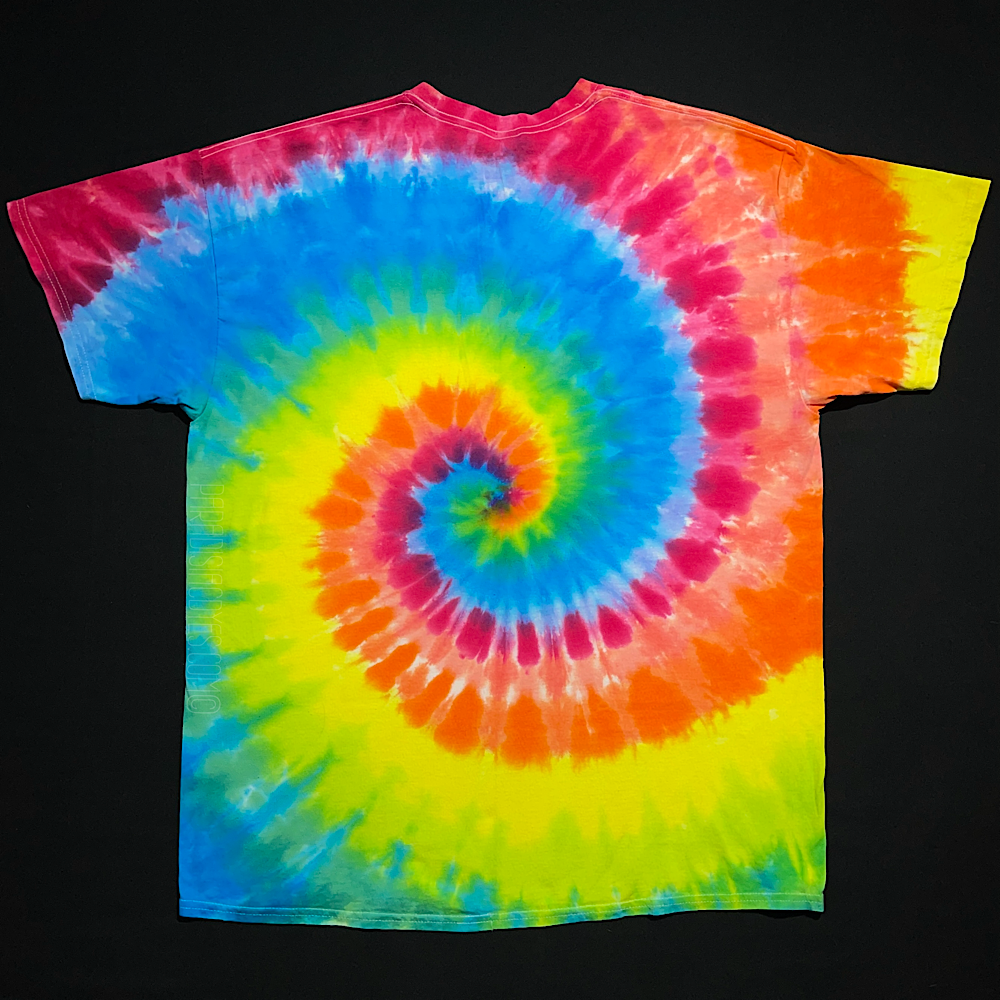 Size XL Tropical Rainbow Spiral T-Shirt