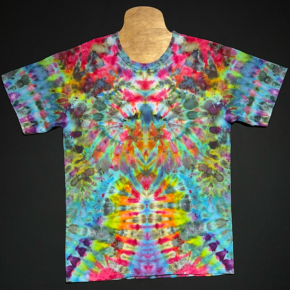 Size Large Psychedelic Mindscape T-Shirt