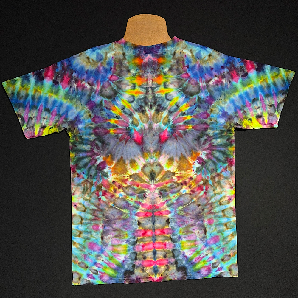 Size Large Psychedelic Mindscape T-Shirt