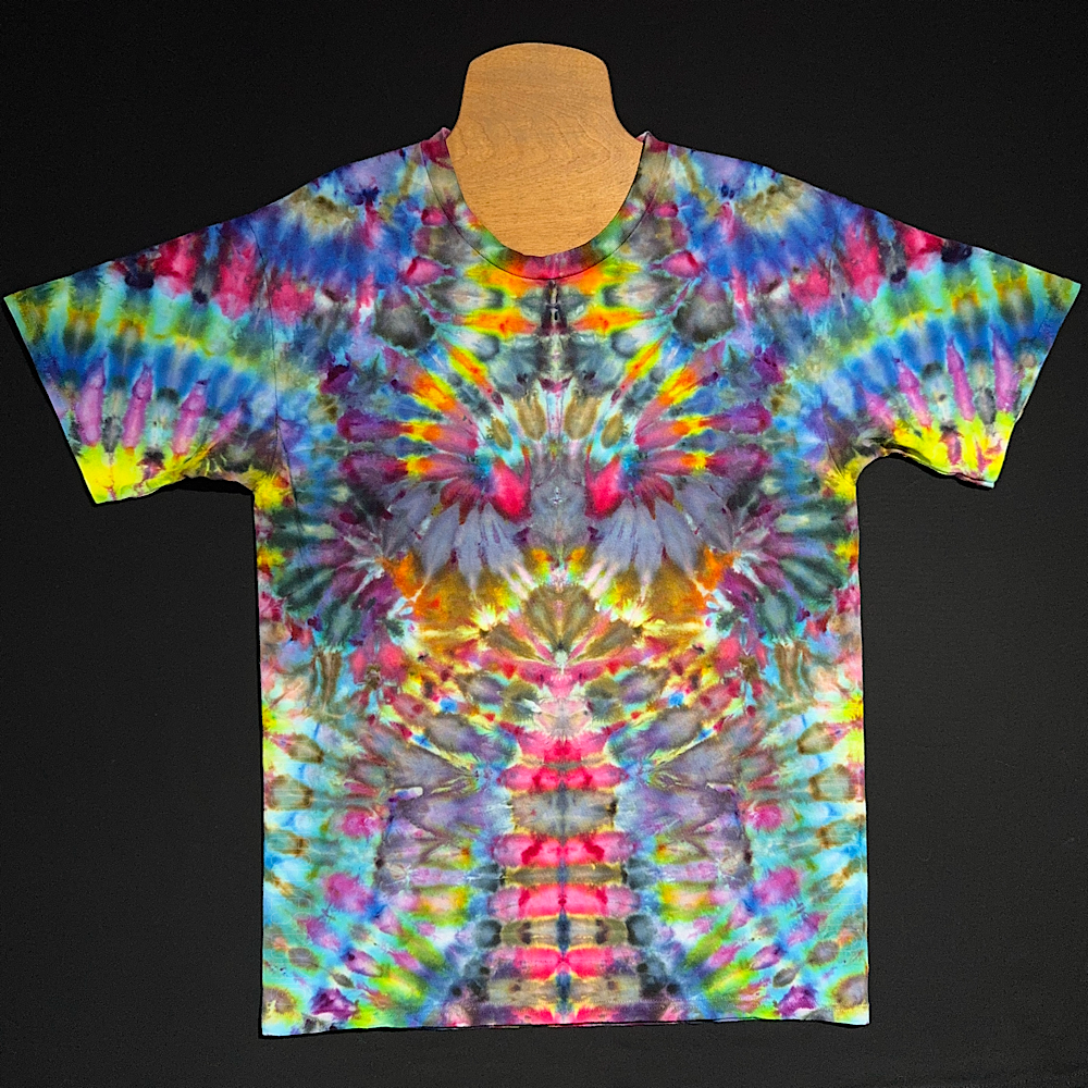Size Large Psychedelic Mindscape T-Shirt
