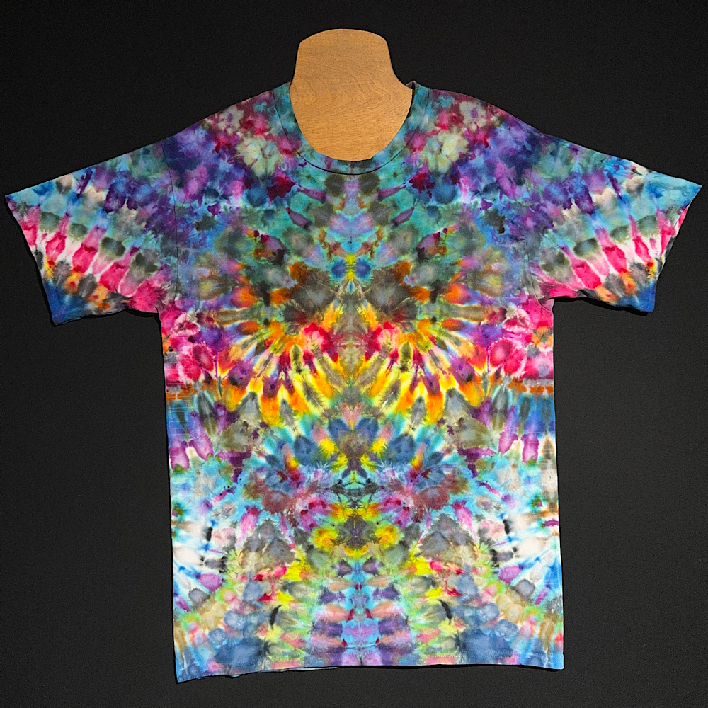 Size Large Psychedelic Mindscape T-Shirt