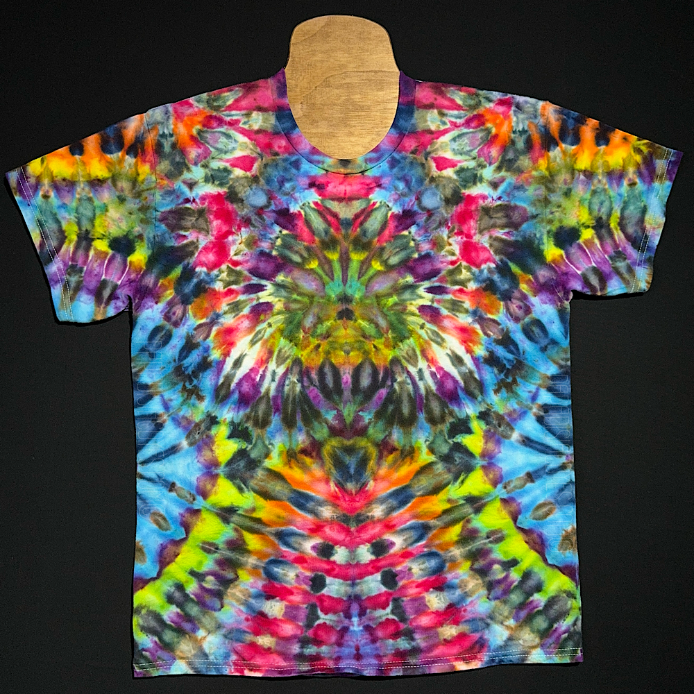Size Large Psychedelic Mindscape T-Shirt