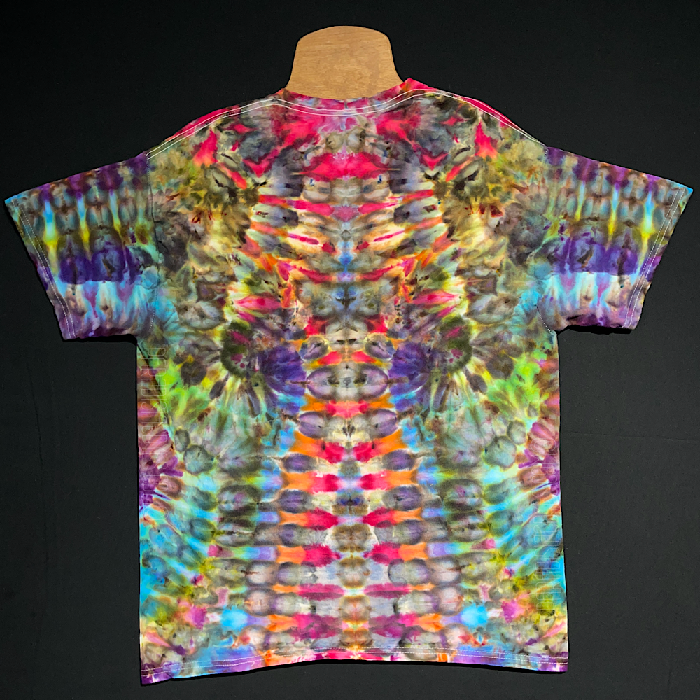 Size Large Psychedelic Mindscape T-Shirt