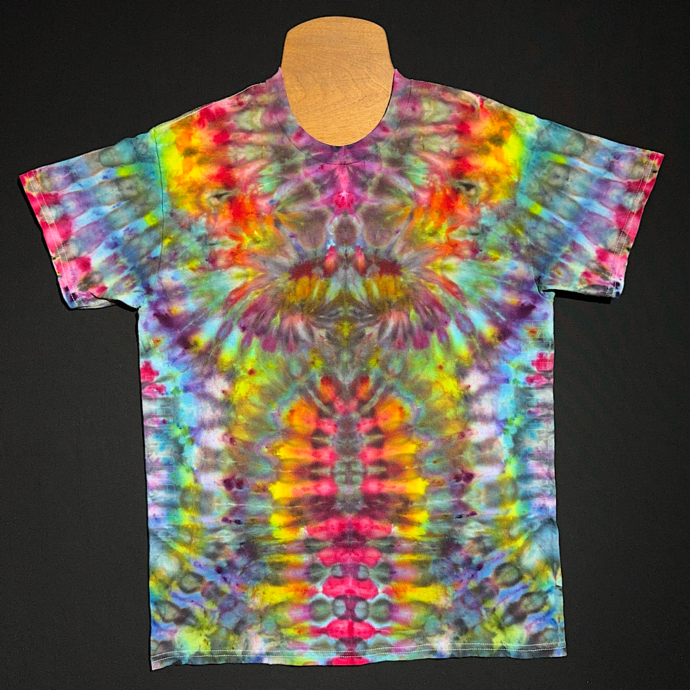Size Medium Psychedelic Mindscape T-Shirt