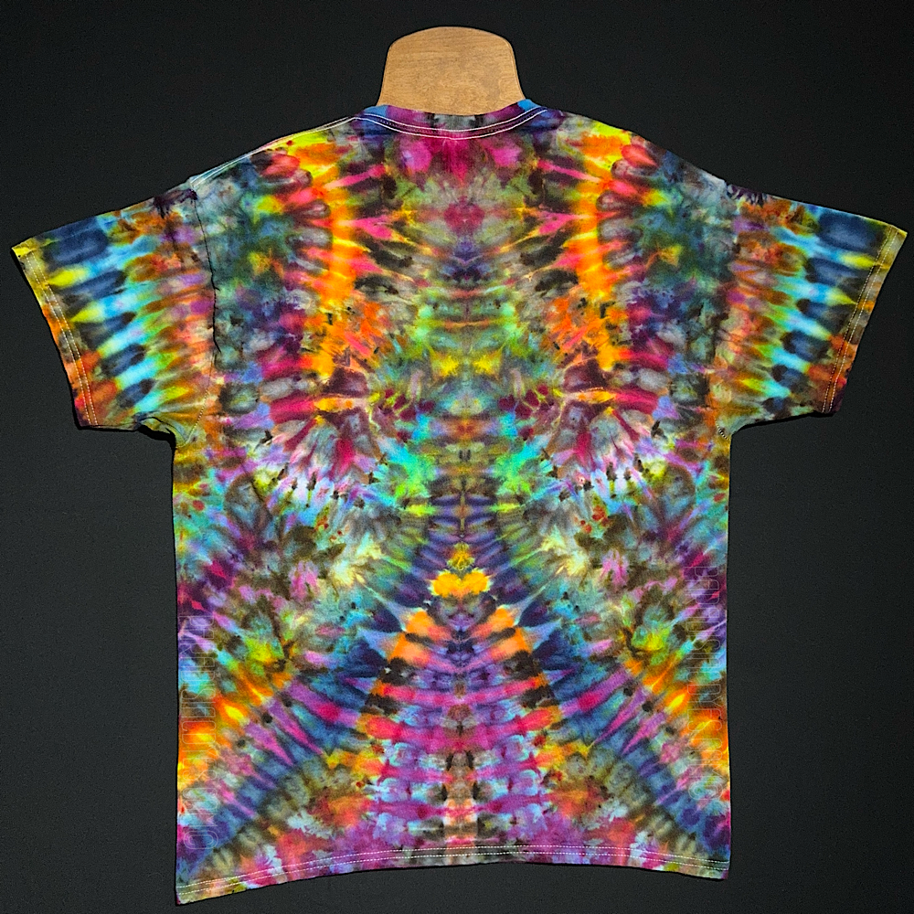Size Large Psychedelic Mindscape T-Shirt
