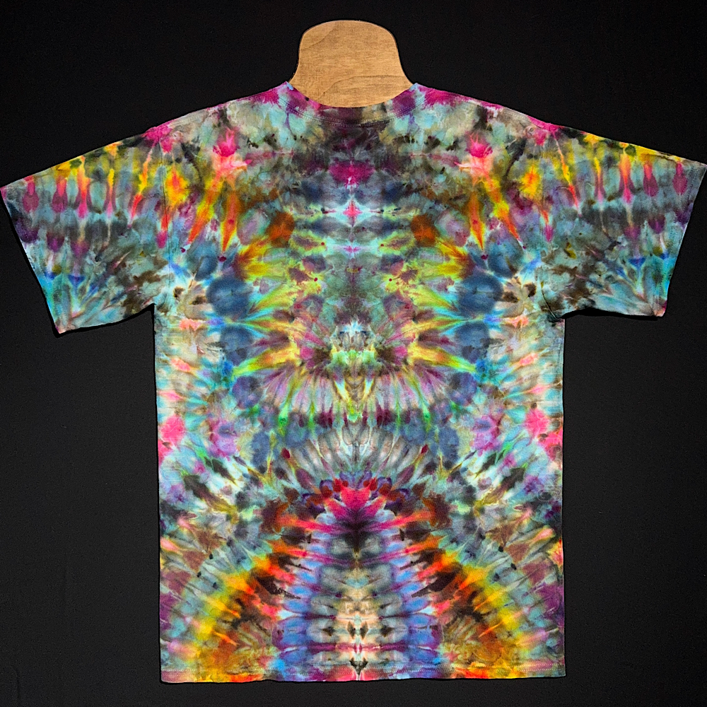 Size Large Psychedelic Mindscape T-Shirt