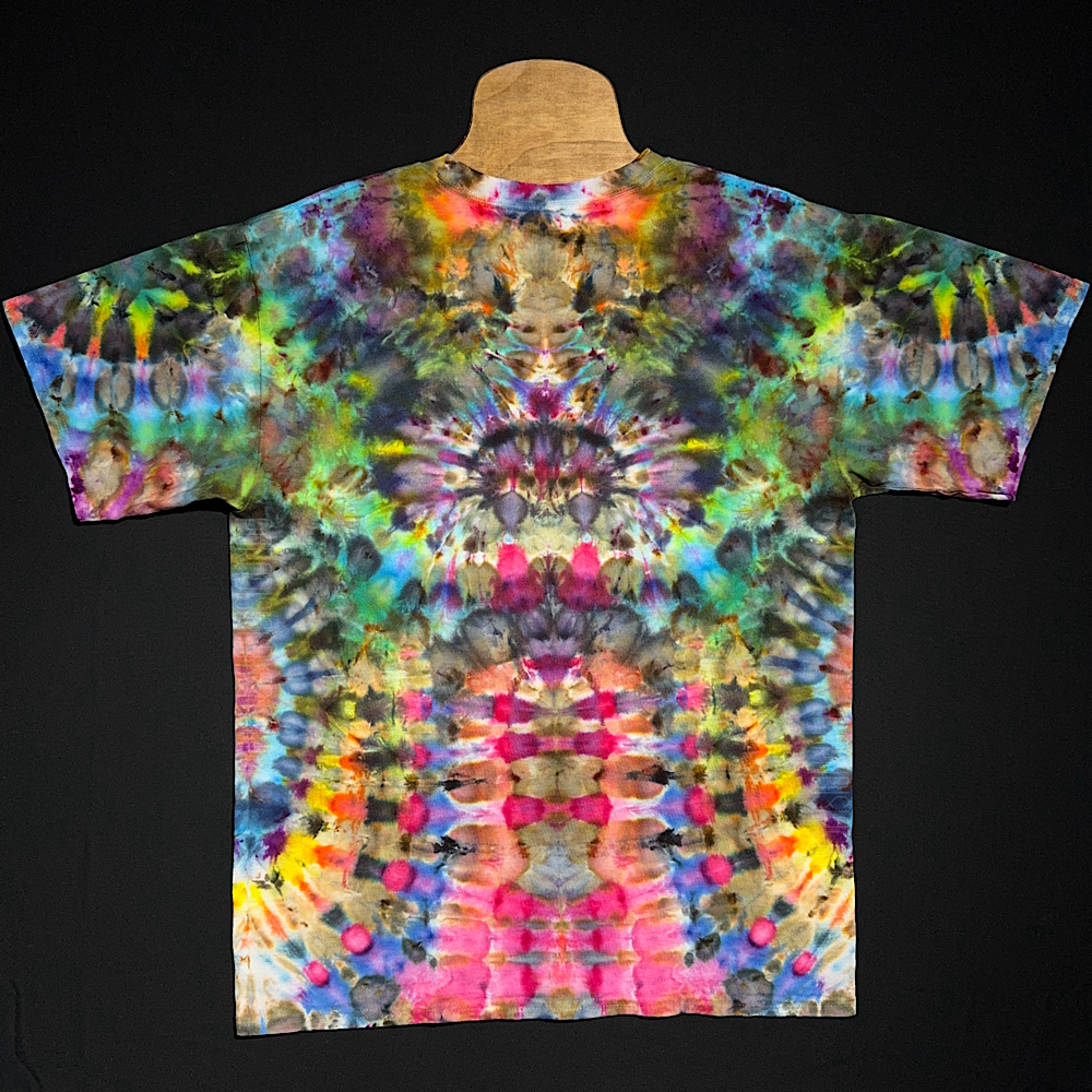 Size Large Psychedelic Mindscape T-Shirt