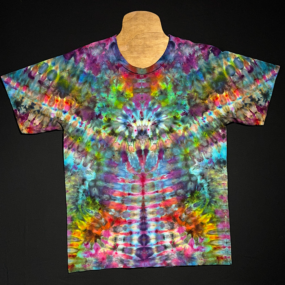Size Large Psychedelic Mindscape T-Shirt