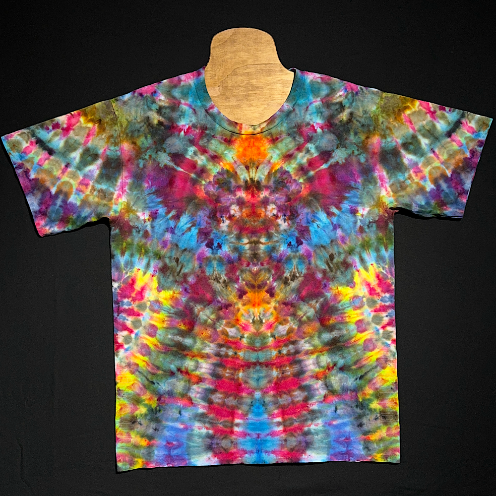 Size Large Psychedelic Mindscape T-Shirt