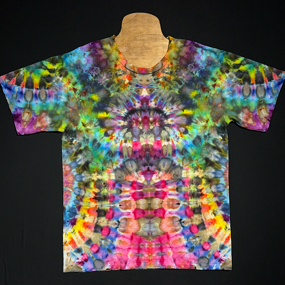 Size Large Psychedelic Mindscape T-Shirt