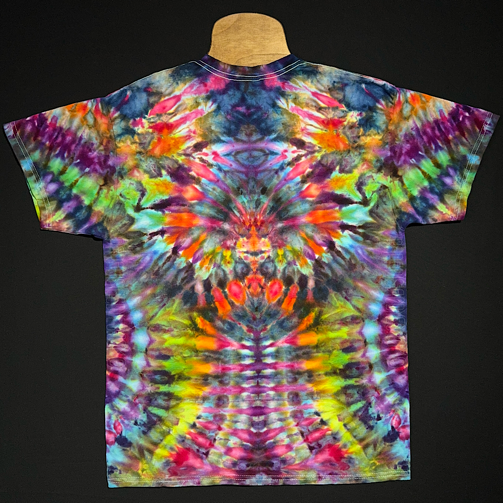 Size Large Psychedelic Mindscape T-Shirt