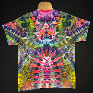 Size Large Psychedelic Mindscape T-Shirt