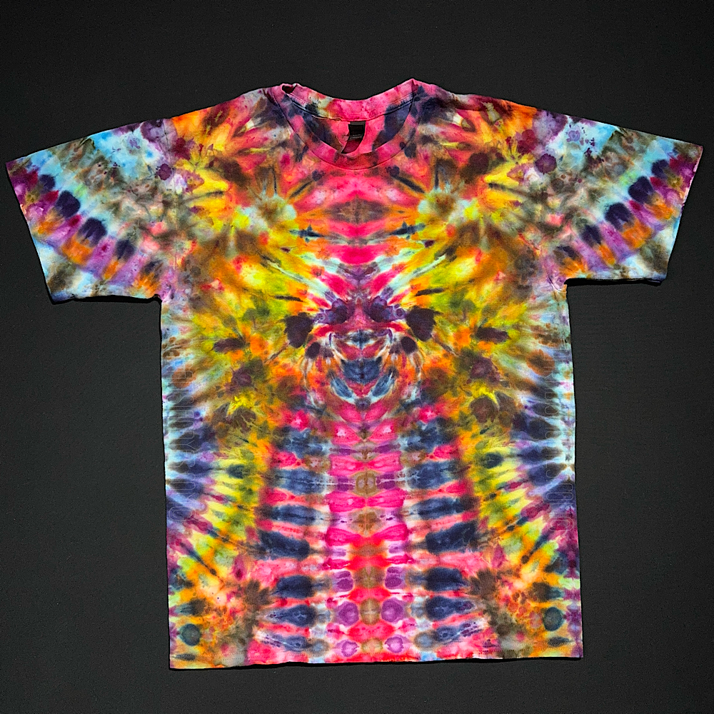 Size Large Psychedelic Mindscape T-Shirt