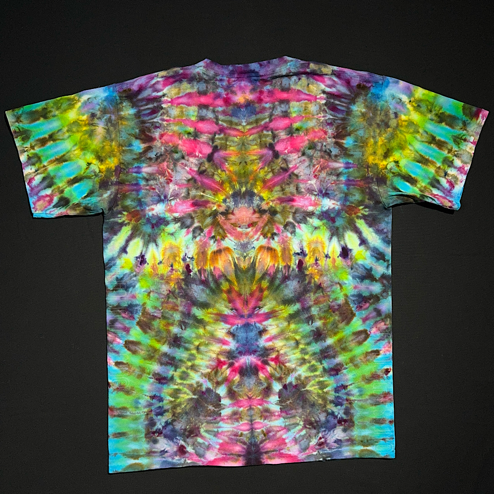 Size Large Psychedelic Mindscape T-Shirt