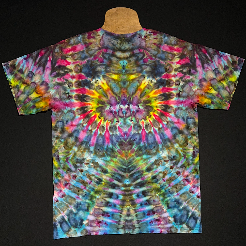 Size Large Psychedelic Mindscape T-Shirt