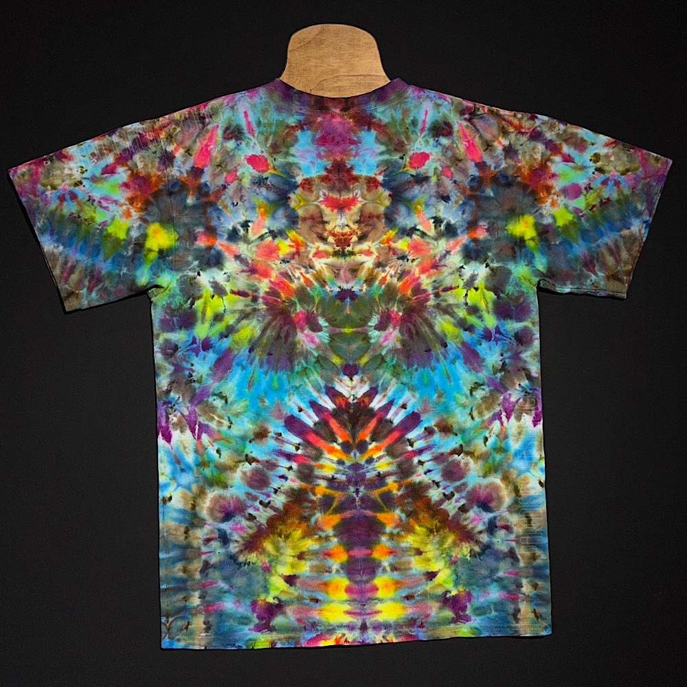 Size Large Psychedelic Mindscape T-Shirt