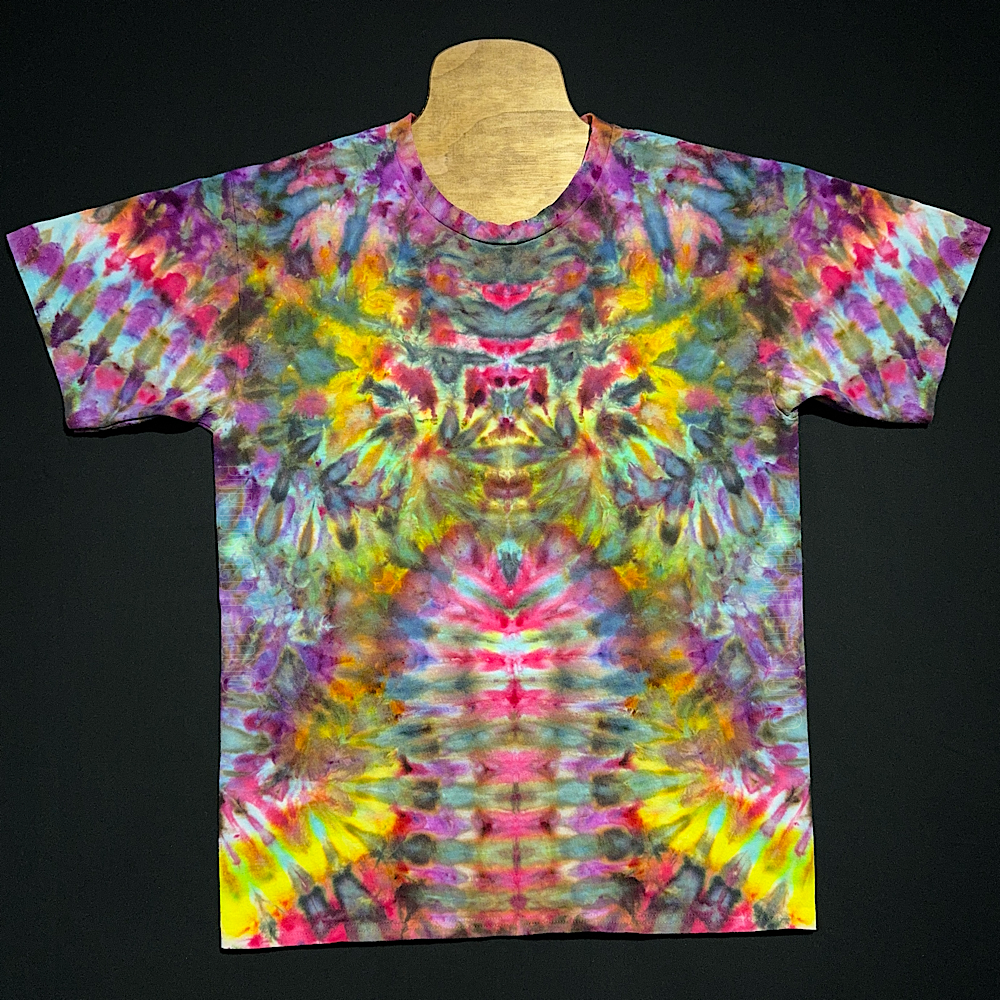 Size Large Psychedelic Mindscape T-Shirt