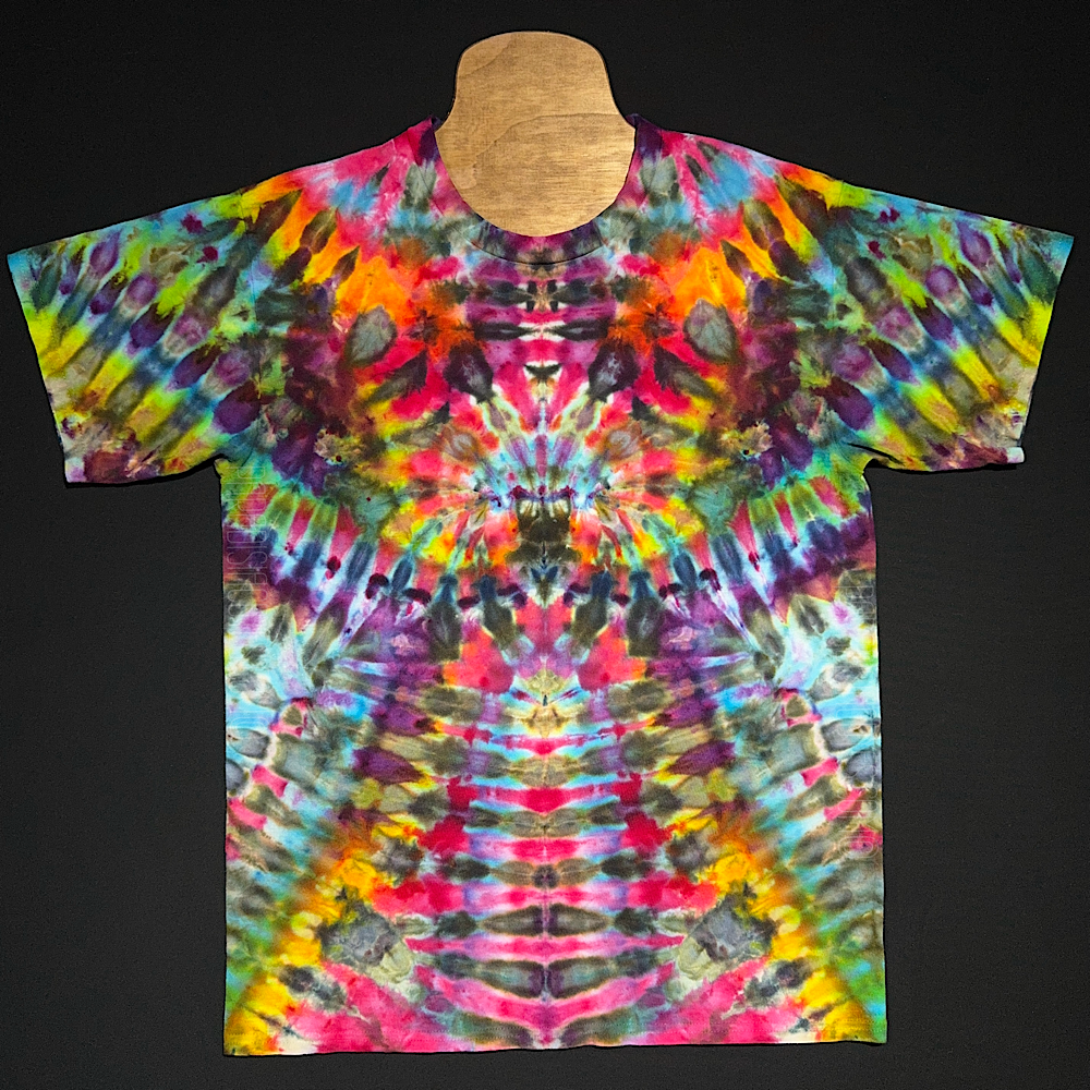Size Large Psychedelic Mindscape T-Shirt