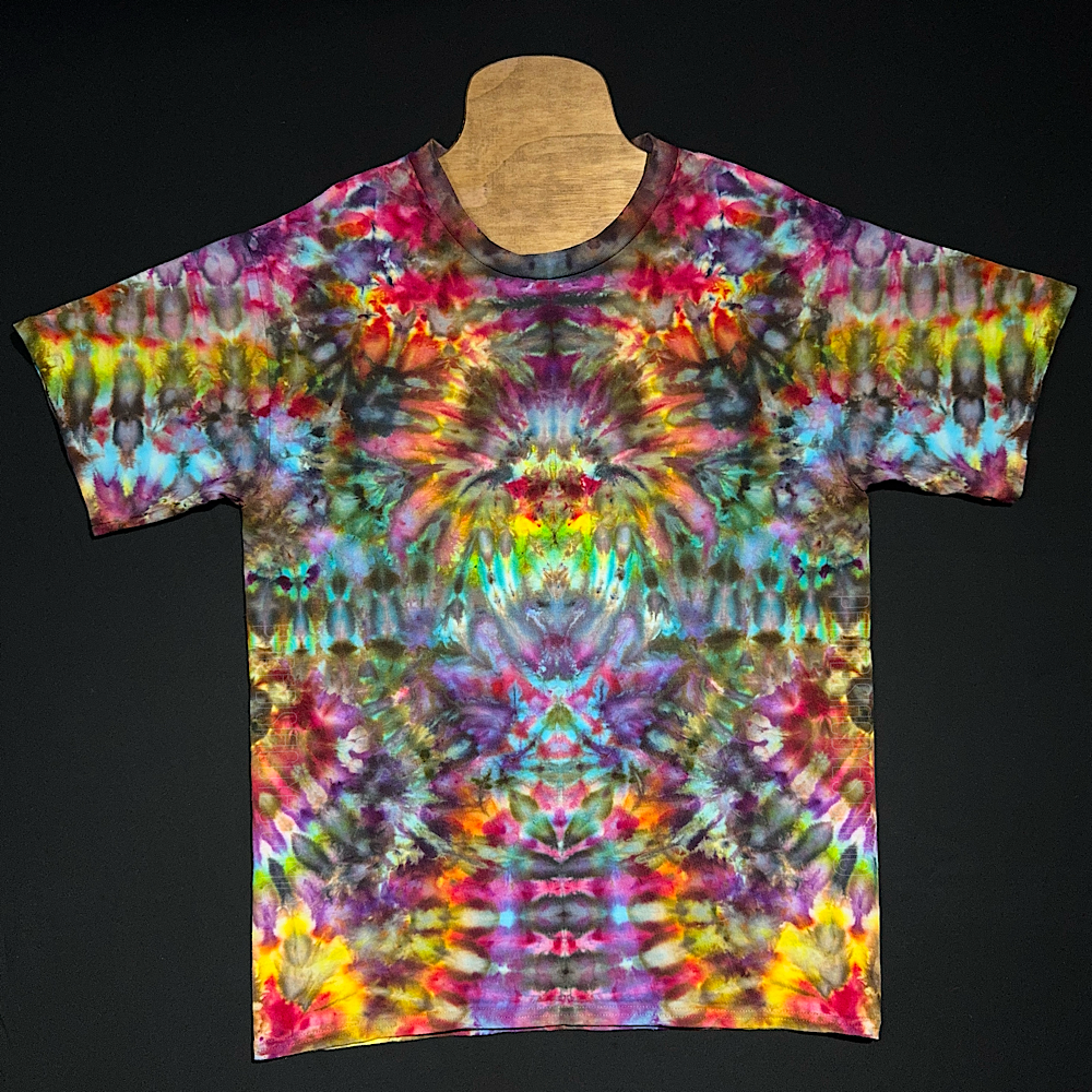 Size Large Psychedelic Mindscape T-Shirt