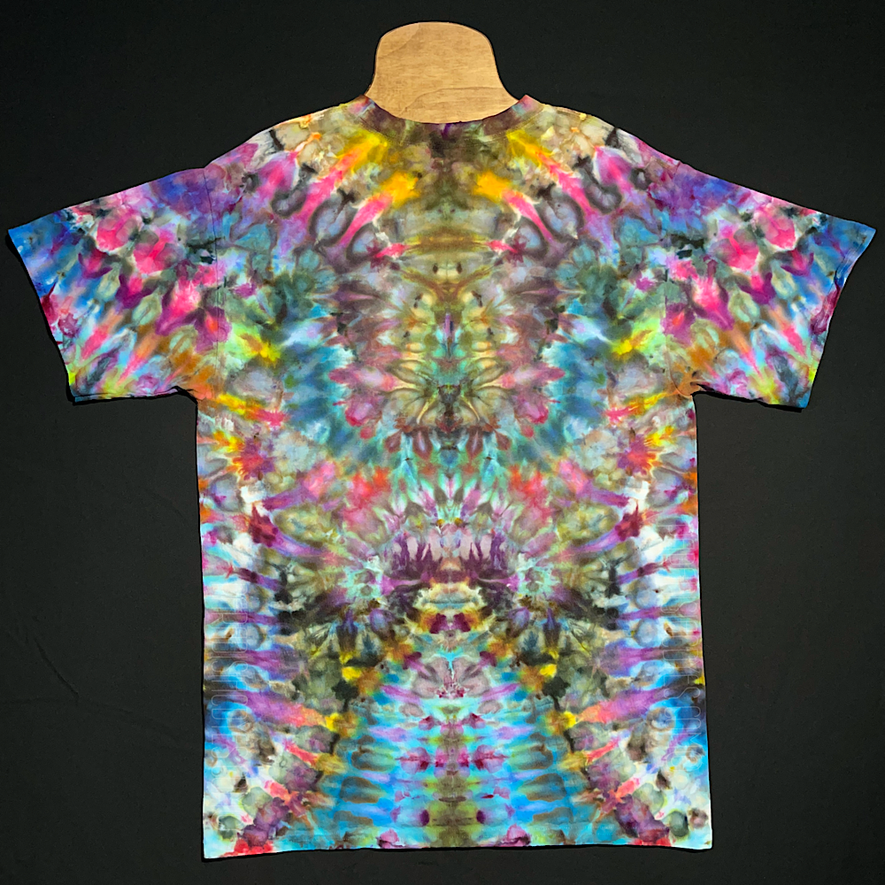 Size Large Psychedelic Mindscape T-Shirt