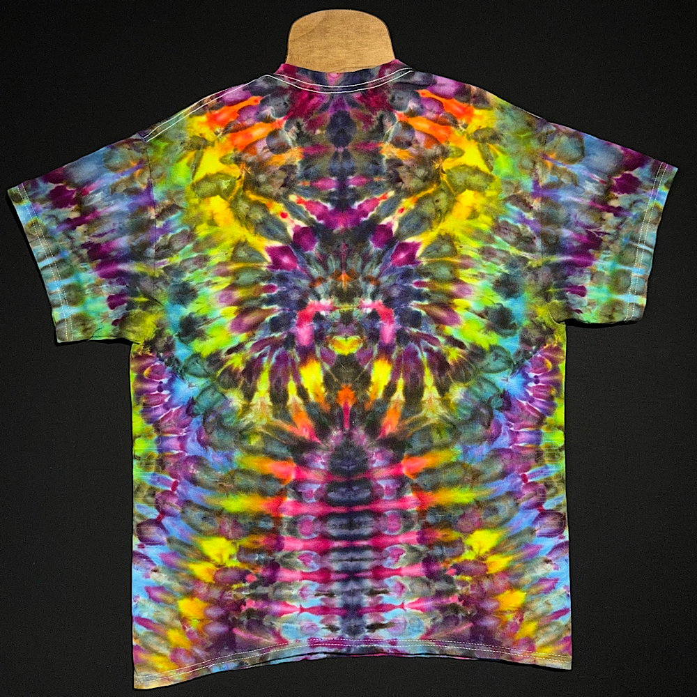 Size Large Psychedelic Mindscape T-Shirt