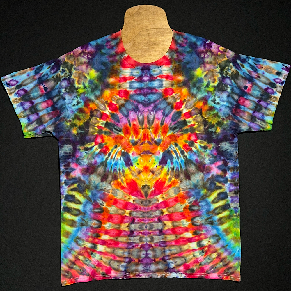 Size Large Psychedelic Mindscape T-Shirt