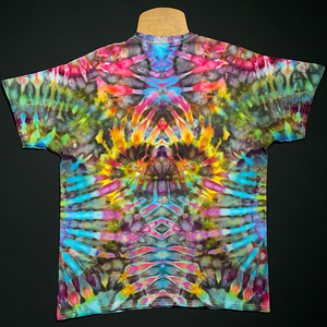 Size Large Psychedelic Mindscape T-Shirt